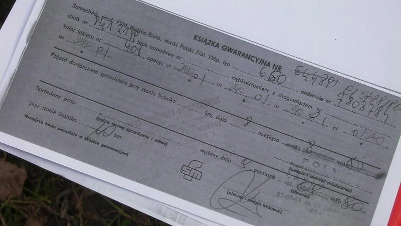 Wszystko o tym samochodzie znajdziesz tutaj: http://motoryzacja.interia.pl/wiadomosci/ciekawostki/news/autentyczna-prawie-32-letnia-nowka,1706468,1718