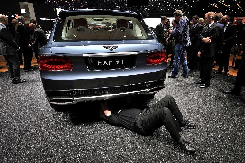 Bentley EXP 9 F concept car