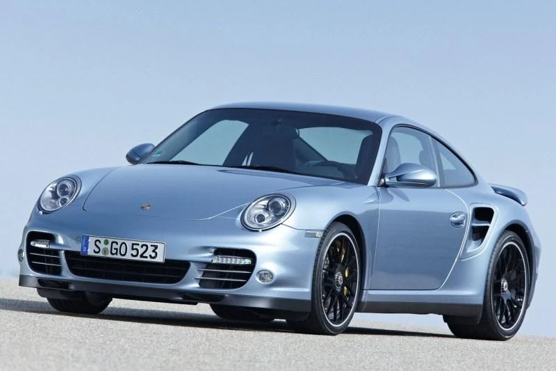 911 Turbo S (rok 2011) 911 Turbo S (rok 2011)
