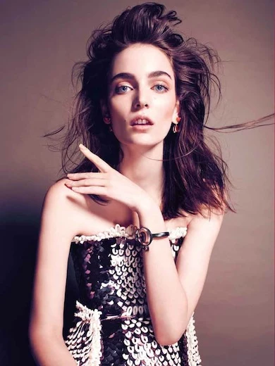 Zuzanna Bijoch dla hiszpańskiego Harper's Bazaar Zuzanna Bijoch dla hiszpańskiego Harper's Bazaar
