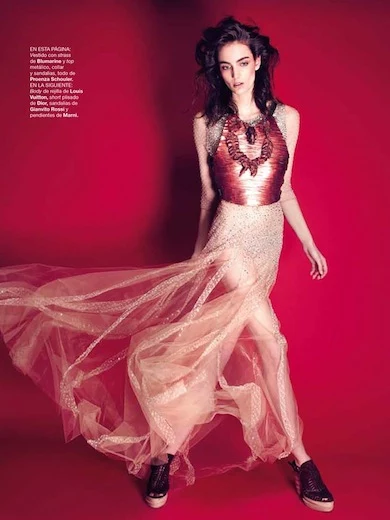 Zuzanna Bijoch dla hiszpańskiego Harper's Bazaar Zuzanna Bijoch dla hiszpańskiego Harper's Bazaar