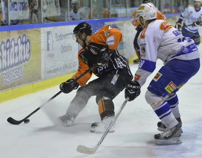 Jastrzębianie już po pierwszej tercji prowadzili 5-0 Jastrzębianie już po pierwszej tercji prowadzili 5-0