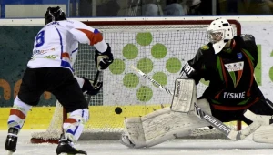 Martin Vozdecky strzelił trzy gole i poprowadził Ciarko PBS Bank Sanok do zwycięstwa z GKS-em Tychy