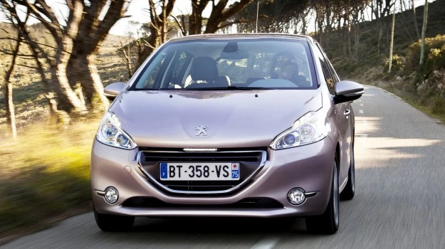 Peugeot 208 w wersji hatchback zadebiutował wiosną 2012 r.