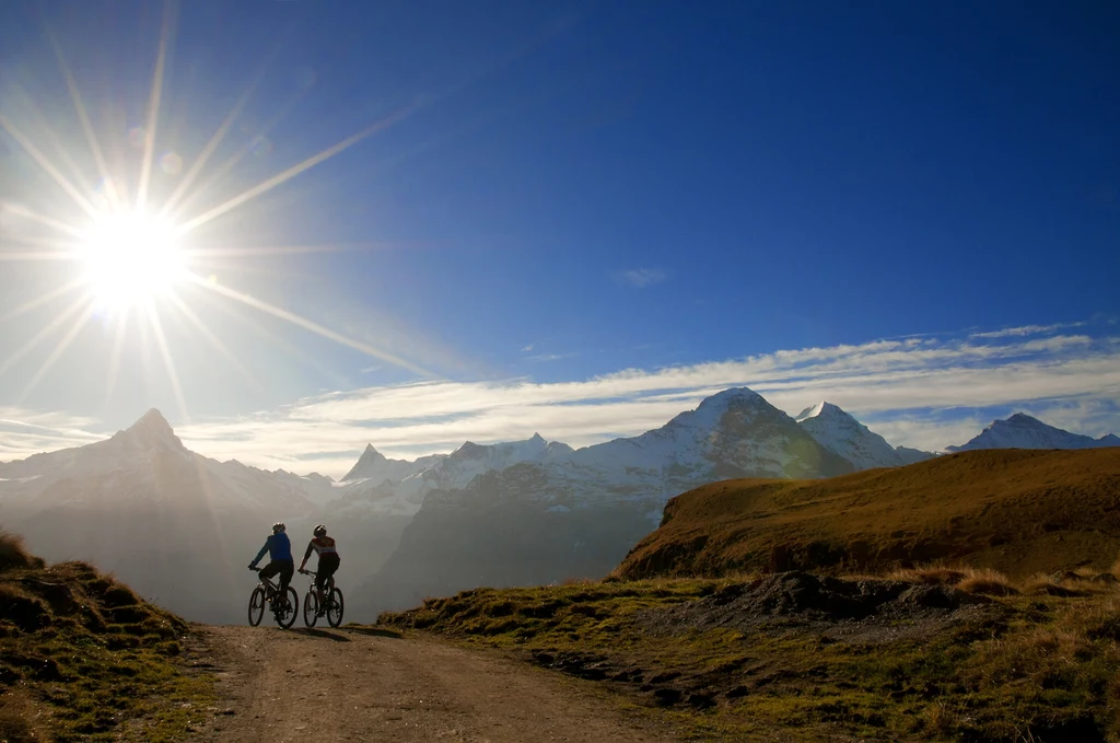 Region Jungfrau to raj nie tylko dla wielbicieli pieszych wycieczek, ale i rowerzystów