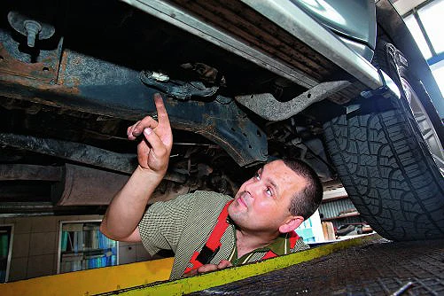 Stan ramy w samochodzie terenowym Stan ramy w samochodzie terenowym