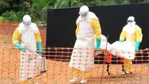 Wirus Ebola zbiera śmiertelne żniwo