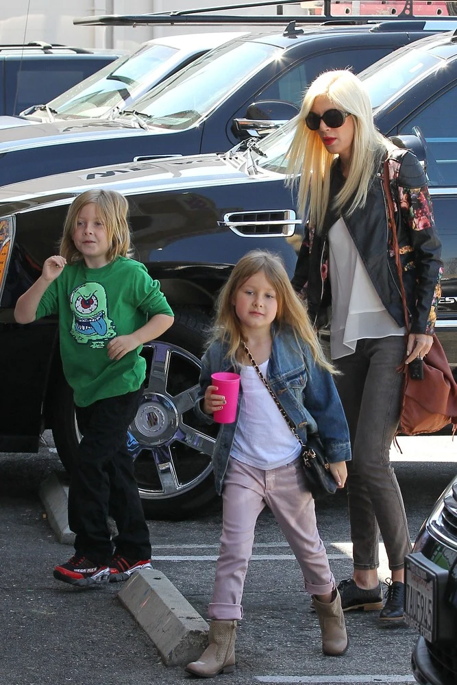 Tori z dziećmi Tori z dziećmi