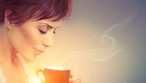 Herbata i kawa: Kiedy pomagają, kiedy szkodzą?