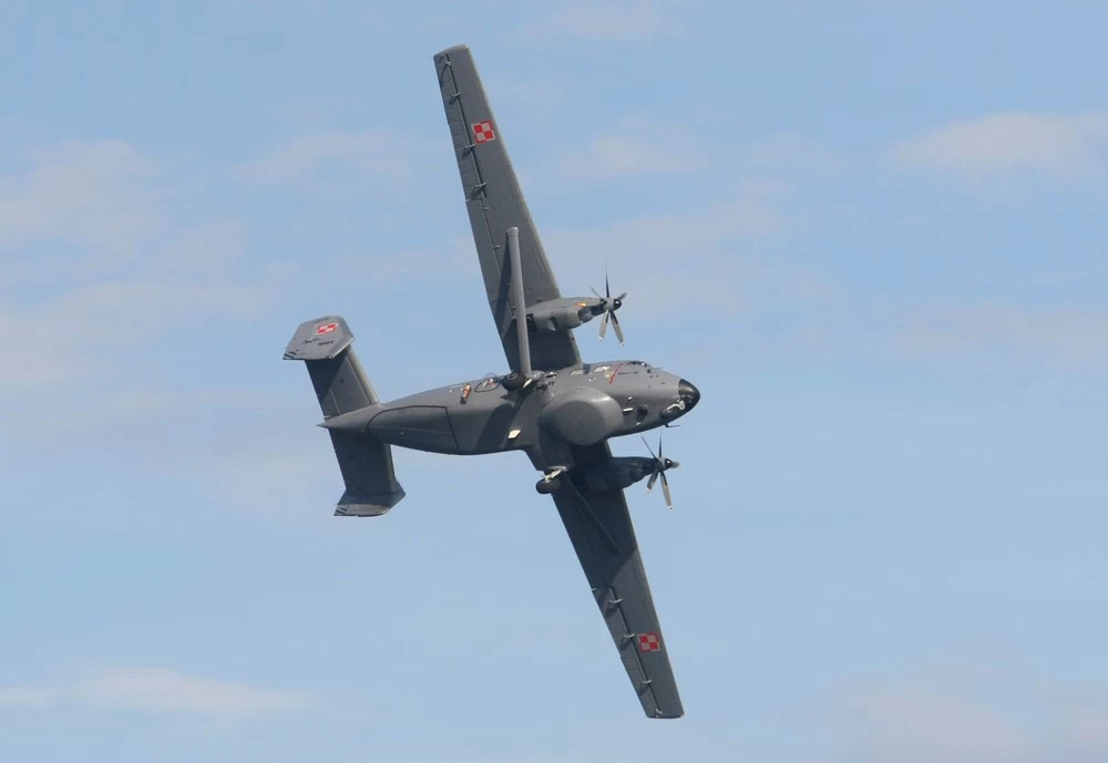 Zadania transpotrowo-łącznikowe spełnia M-28 Bryza