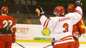 Adam Bagiński fetuje strzelenie gola Białorusi 
