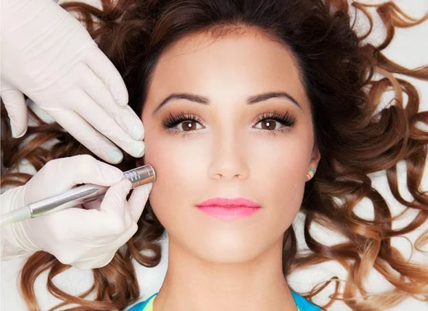 Profesjonalne zabiegi inspirują nowe metody domowej pielęgnacji Profesjonalne zabiegi inspirują nowe metody domowej pielęgnacji