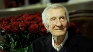 - Po pierwsze, aktor jest od tego, żeby wszystko i wszędzie zagrać: i w teatrze, i w filmie, i w serialu. A po drugie - ta rola dała mi szaloną popularność, o której aktor może sobie tylko zamarzyć - powiedział Andrzej Kopiczyński. 