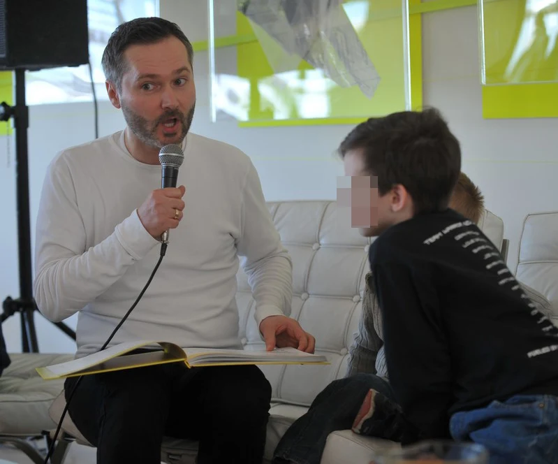 Jarosław Wałęsa z synem i żoną Eweliną