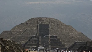 Piramida Słońca w Teotihuacanie