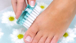 To warzywo działa na stopy jak wizyta u kosmetyczki. Wystarczy kwadrans