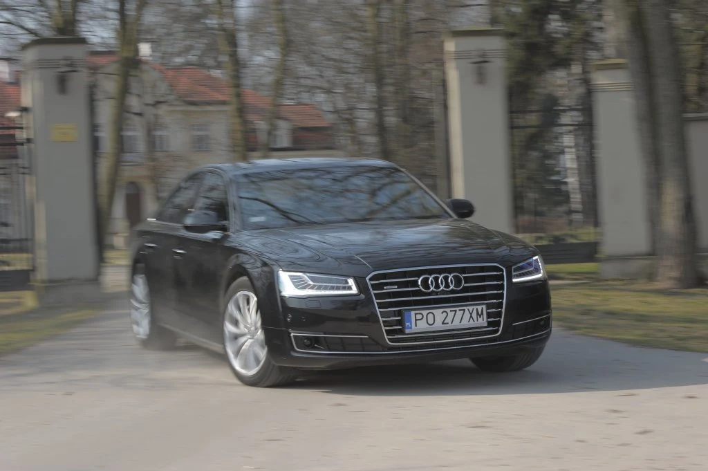 Audi A8 3.0 TDI Clean Diesel quattro