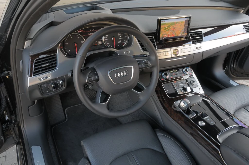 Audi A8 3.0 TDI Clean Diesel quattro