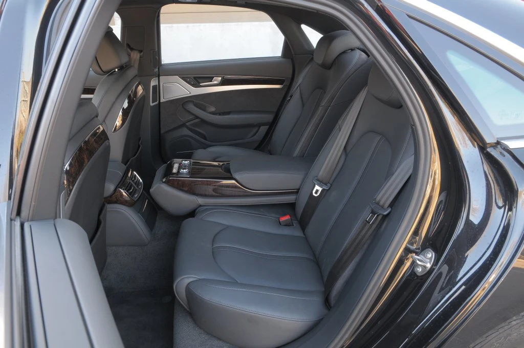 Audi A8 3.0 TDI Clean Diesel quattro