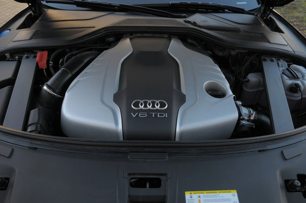 3-litrowy diesel jest wręcz rewelacyjnie wyciszony.