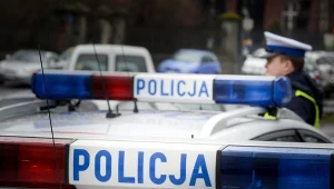Prokuratura wszczęła śledztwo w tej sprawie, a policja szuka sprawców zdarzenia.