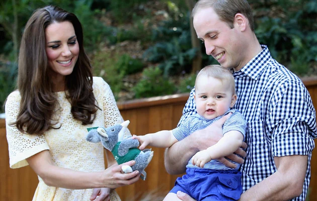 Kate Middleton i książę William z synkiem