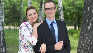 Damian wyzna Monice, że po odejściu z polityki planuje zainwestować w jakiś bezpieczny i bezstresowy biznes.