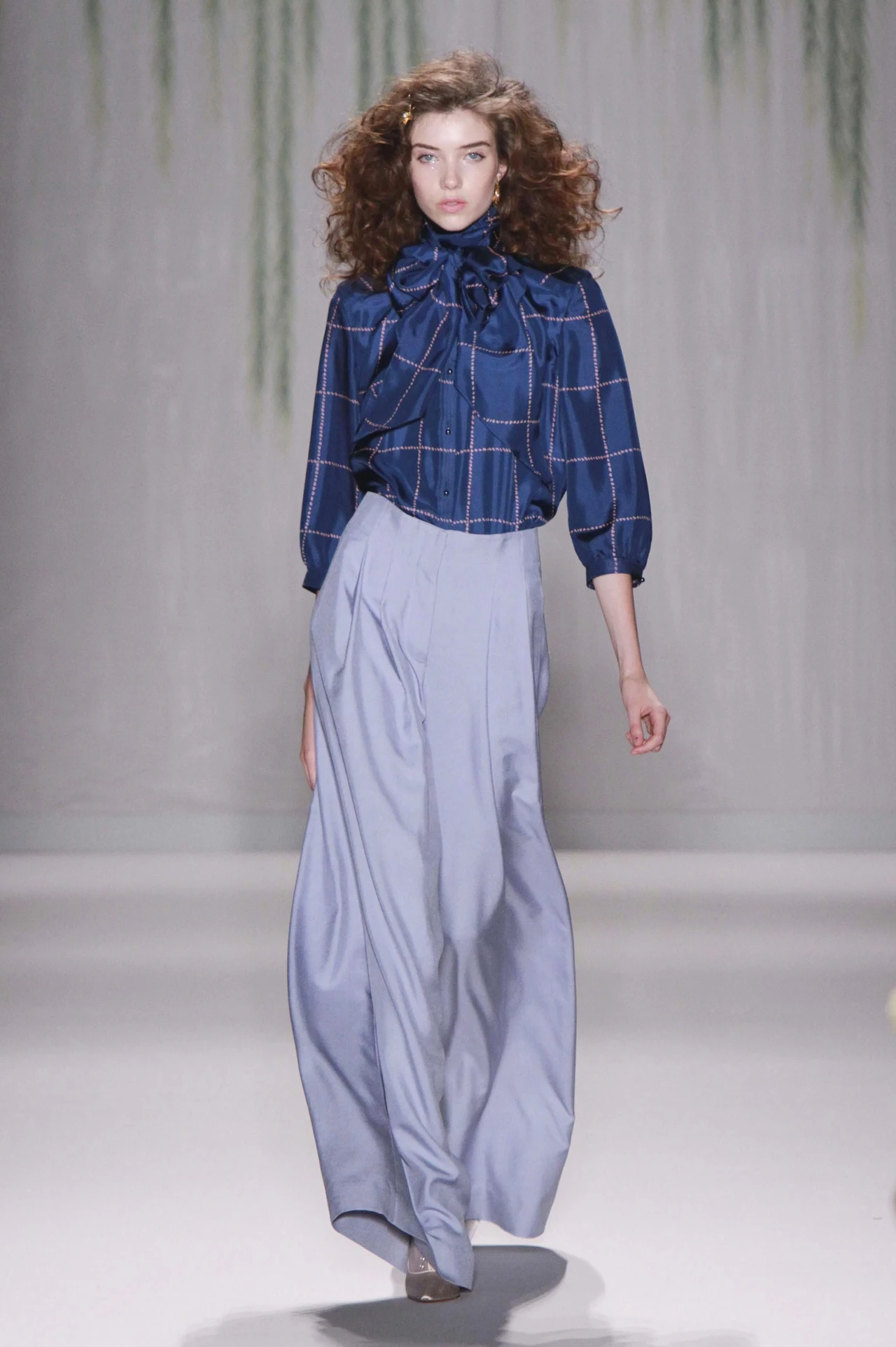 proj. Jenny Packham proj. Jenny Packham