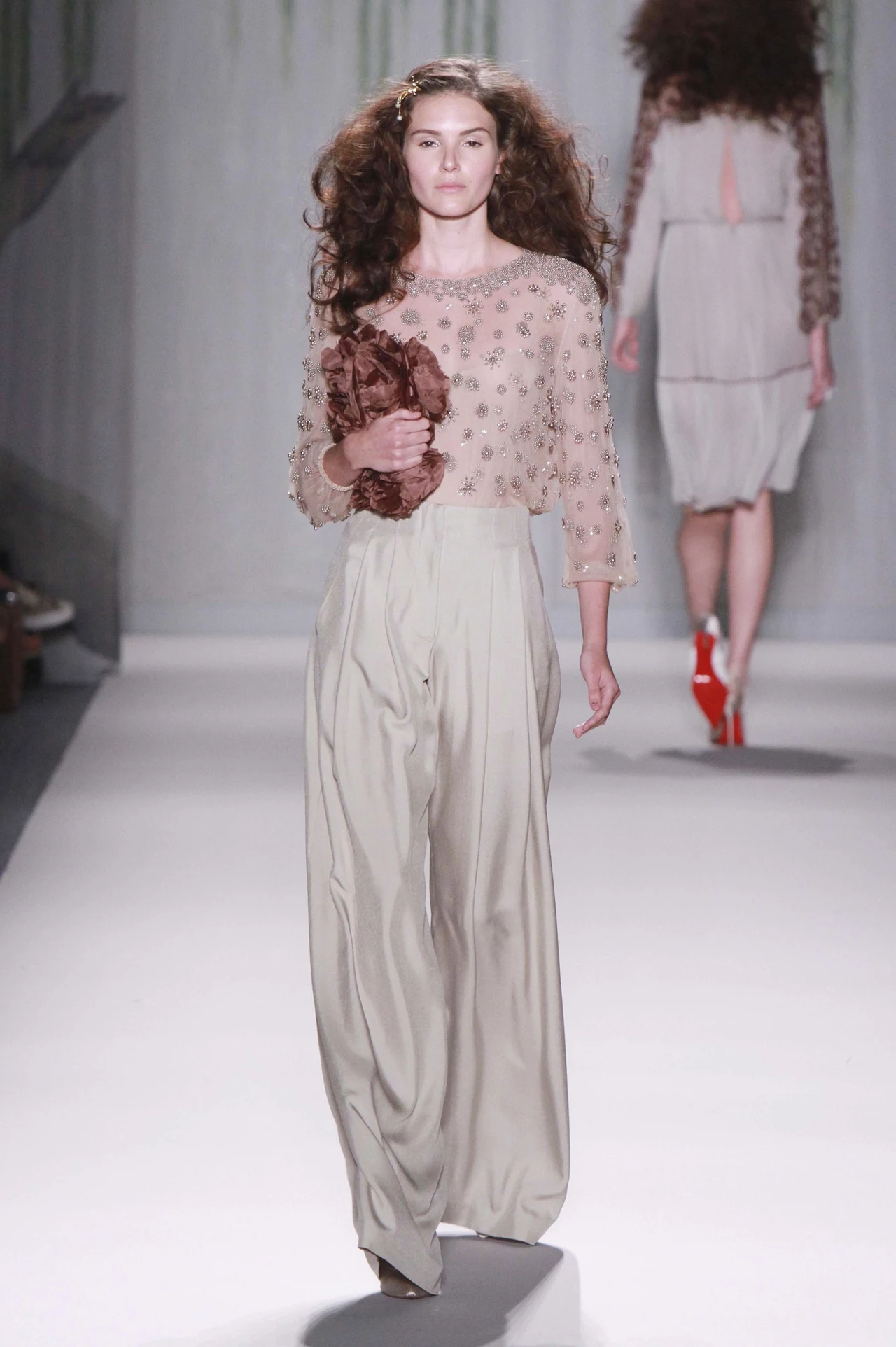 proj. Jenny Packham proj. Jenny Packham
