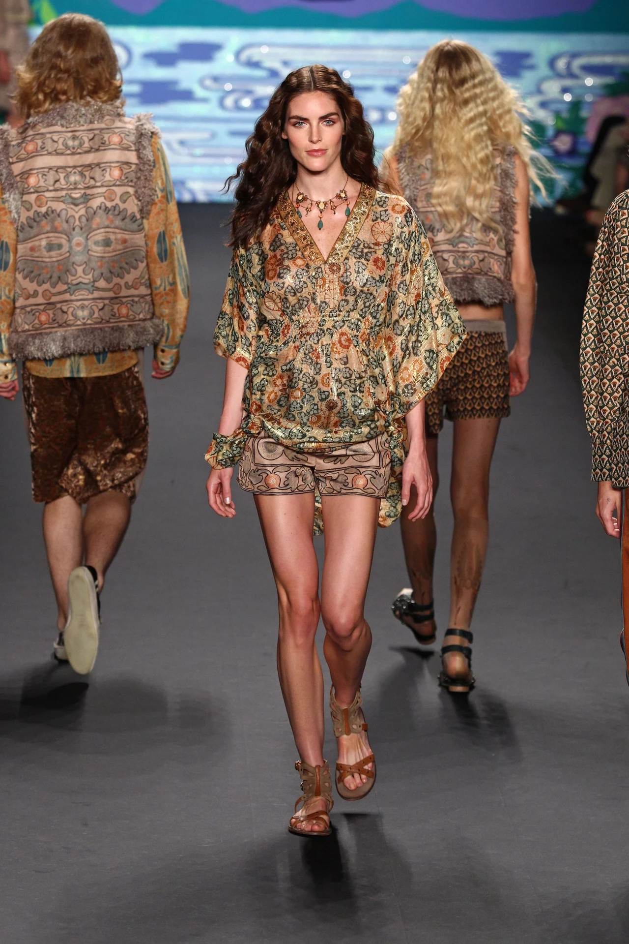 proj. Anna Sui proj. Anna Sui