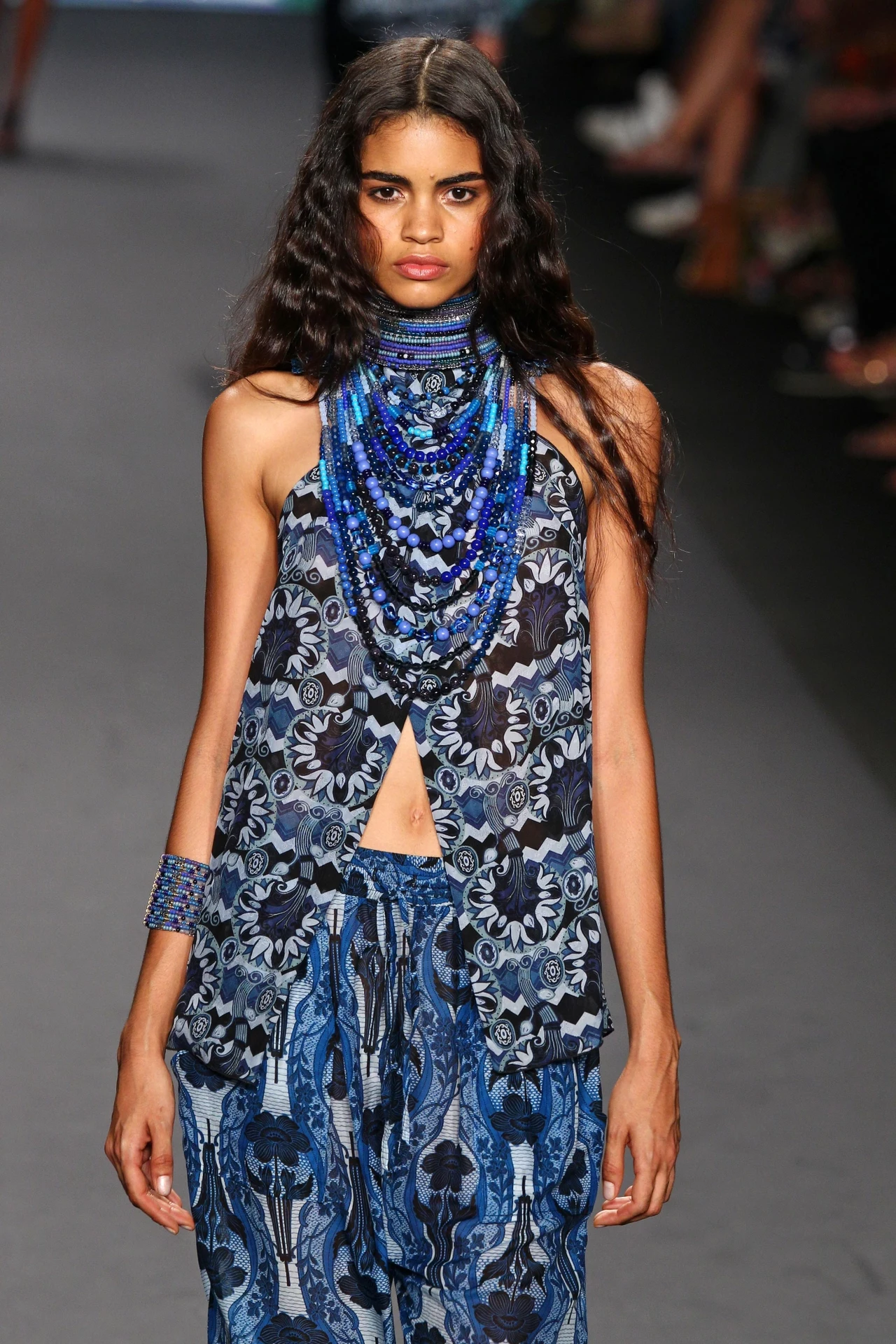 proj. Anna Sui proj. Anna Sui