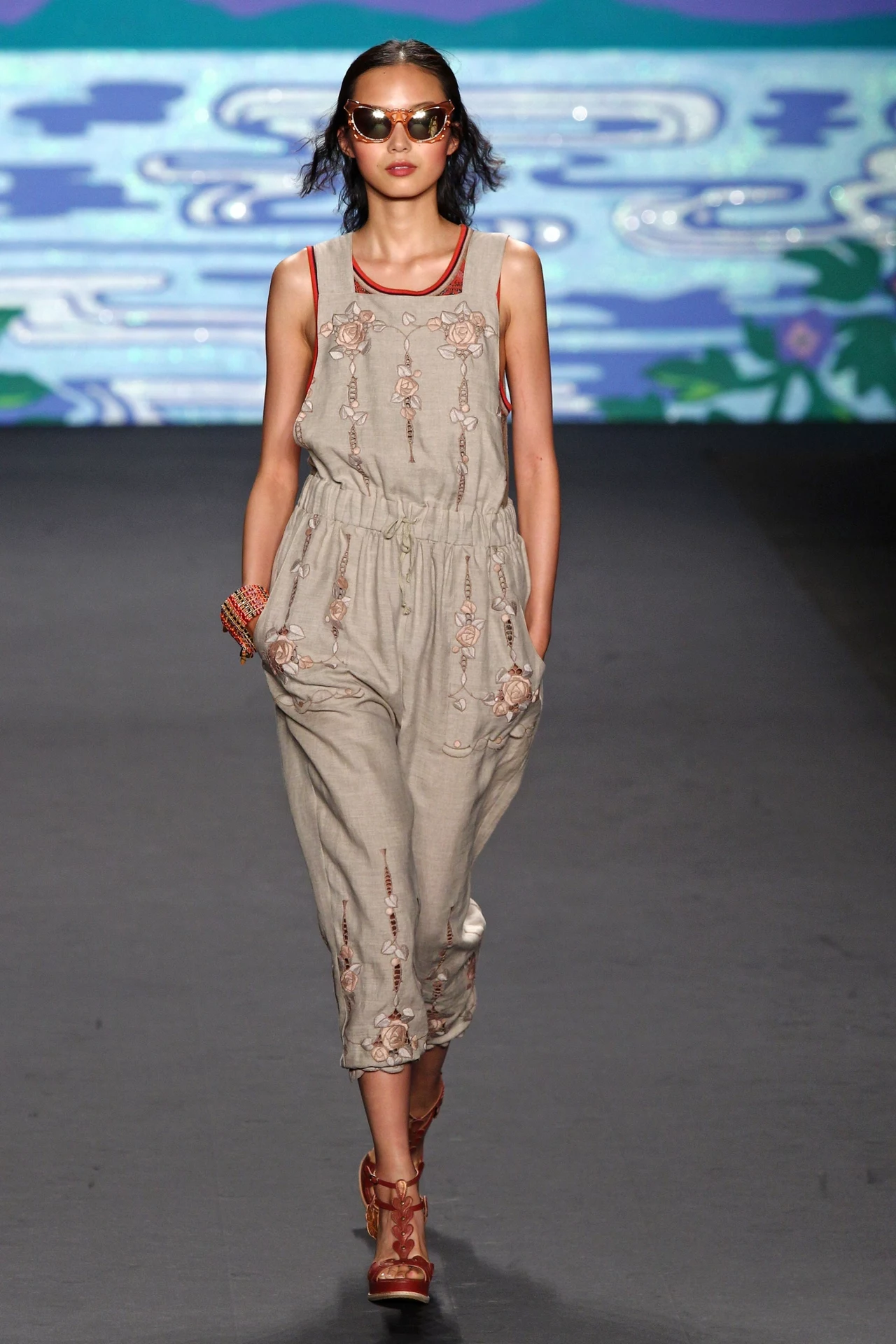 proj. Anna Sui proj. Anna Sui