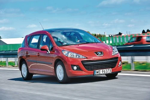 Peugeot 207 1.4 HDi kontra 1.4 16V