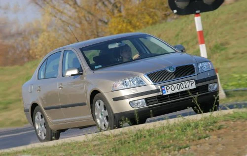Skoda Octavia II 1.9 TDI kontra 1.6 8V