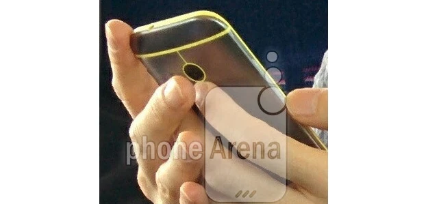 Czy tak wygląda HTC One mini 2? Fot. Phone Arena Czy tak wygląda HTC One mini 2? Fot. Phone Arena
