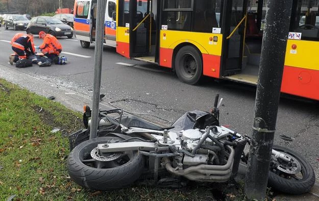 Śmiertelny wypadek motocyklisty na Al. Niepodległości Fot. Jan Bielecki