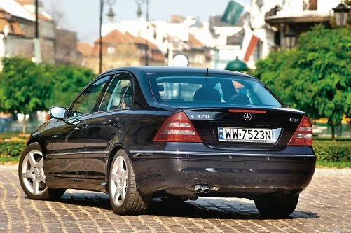 Mercedes klasy C (2000-2007)