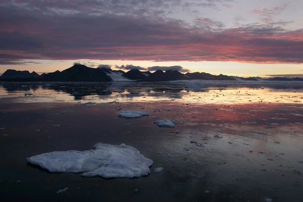 Spitsbergen - arktyczna prowincja Królestwa Norwegii Spitsbergen - arktyczna prowincja Królestwa Norwegii