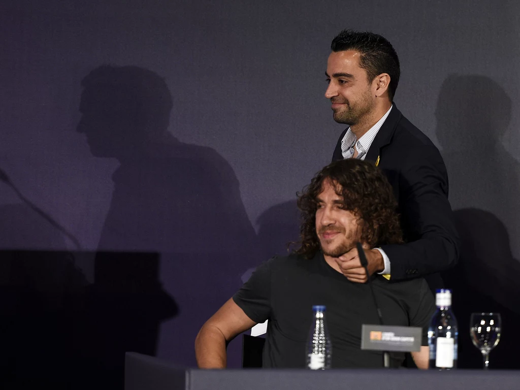 Carles Puyol na specjalnie zosrganizowanej konferencji prasowej poinformował oficjalnie, że żegna się z FC Barcelona i kończy karierę piłkarską Carles Puyol na specjalnie zosrganizowanej konferencji prasowej poinformował oficjalnie, że żegna się z FC Barcelona i kończy karierę piłkarską