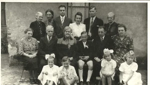 Rodzina. Poznań, rok 1946 (fot. z archiwum autorki)