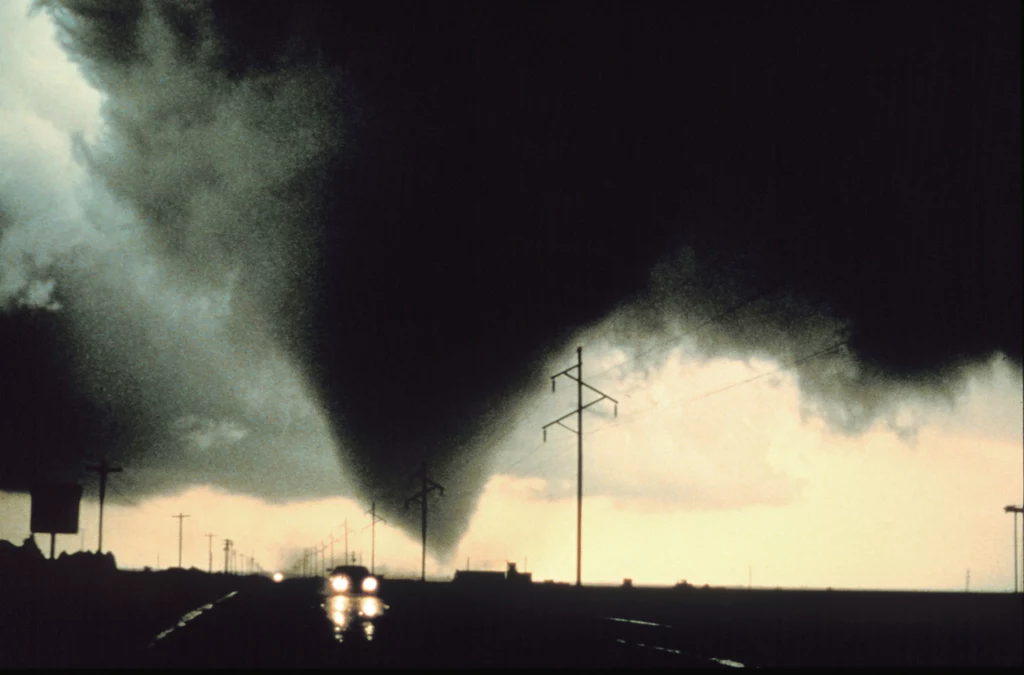 Czy można rozproszyć tornado lub huragan? Naukowcy próbują, ale wciąz z mizernym skutkiem