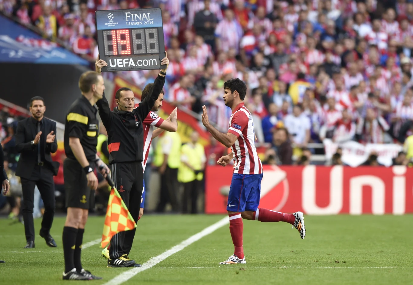 Po raz pierwszy w historii walki o najcenniejsze klubowe trofeum w Europie w finale zmierzyły się dwa zespoły z tego samego miasta