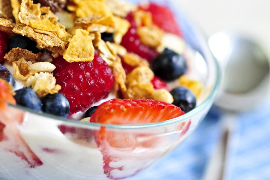 Granola to idealne rozwiązanie na zdrowe i pyszne śniadanie