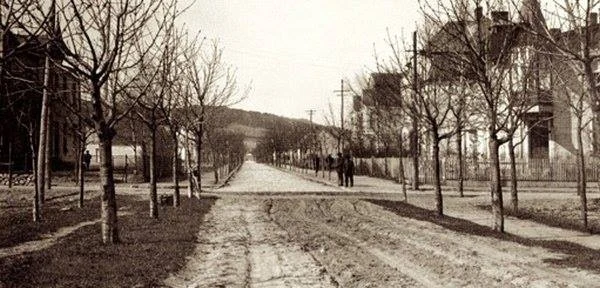 Rok 1926. Ulice 10 Lutego i Świętojańska