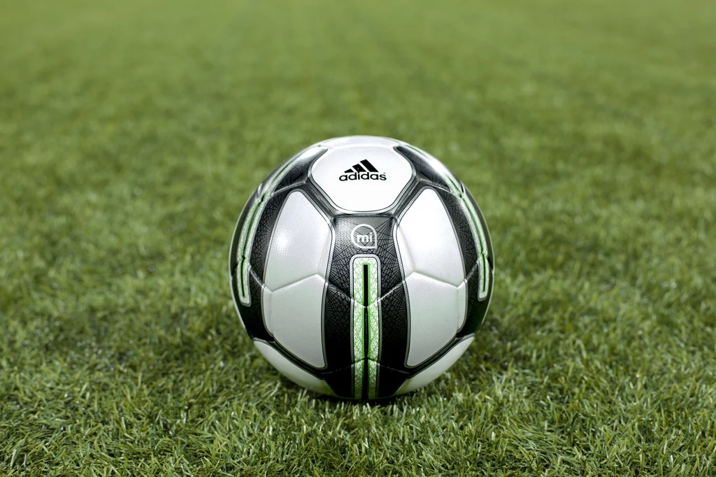 Adidas miCoach Smart Ball