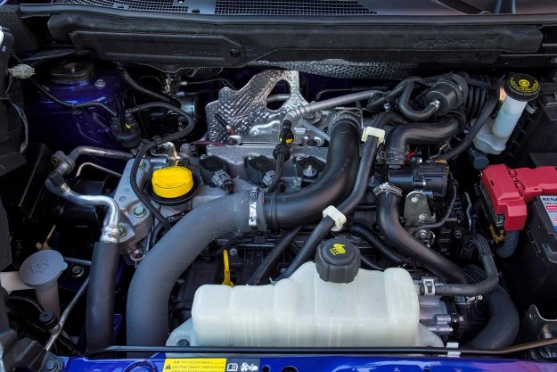 Optymalny - silnik 1.2 DIG-T wypada znacznie lepiej od stosowanej dotychczas jednostki 1.6. Pomaga mu w tym 6-biegowa skrzynia ręczna.