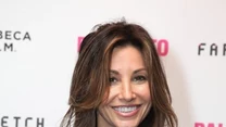 Gina Gershon