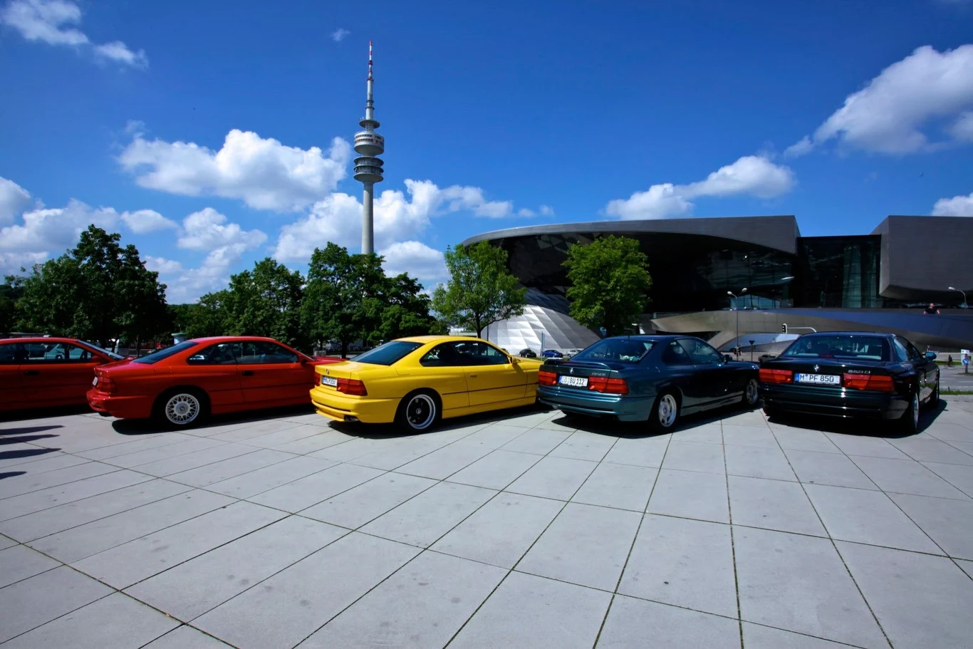 Zlot miłośników BMW serii 8 (E31) w Monachium Zlot miłośników BMW serii 8 (E31) w Monachium
