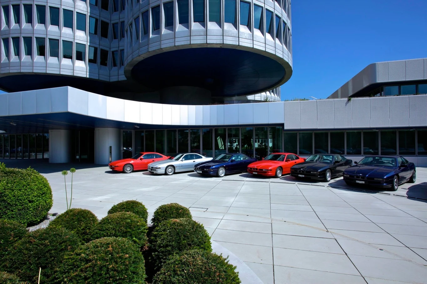 Zlot miłośników BMW serii 8 (E31) w Monachium Zlot miłośników BMW serii 8 (E31) w Monachium