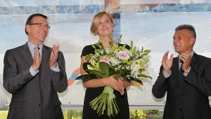 Otylia Jędrzejczak (w środku) zakończyła bogatą sportową karierę